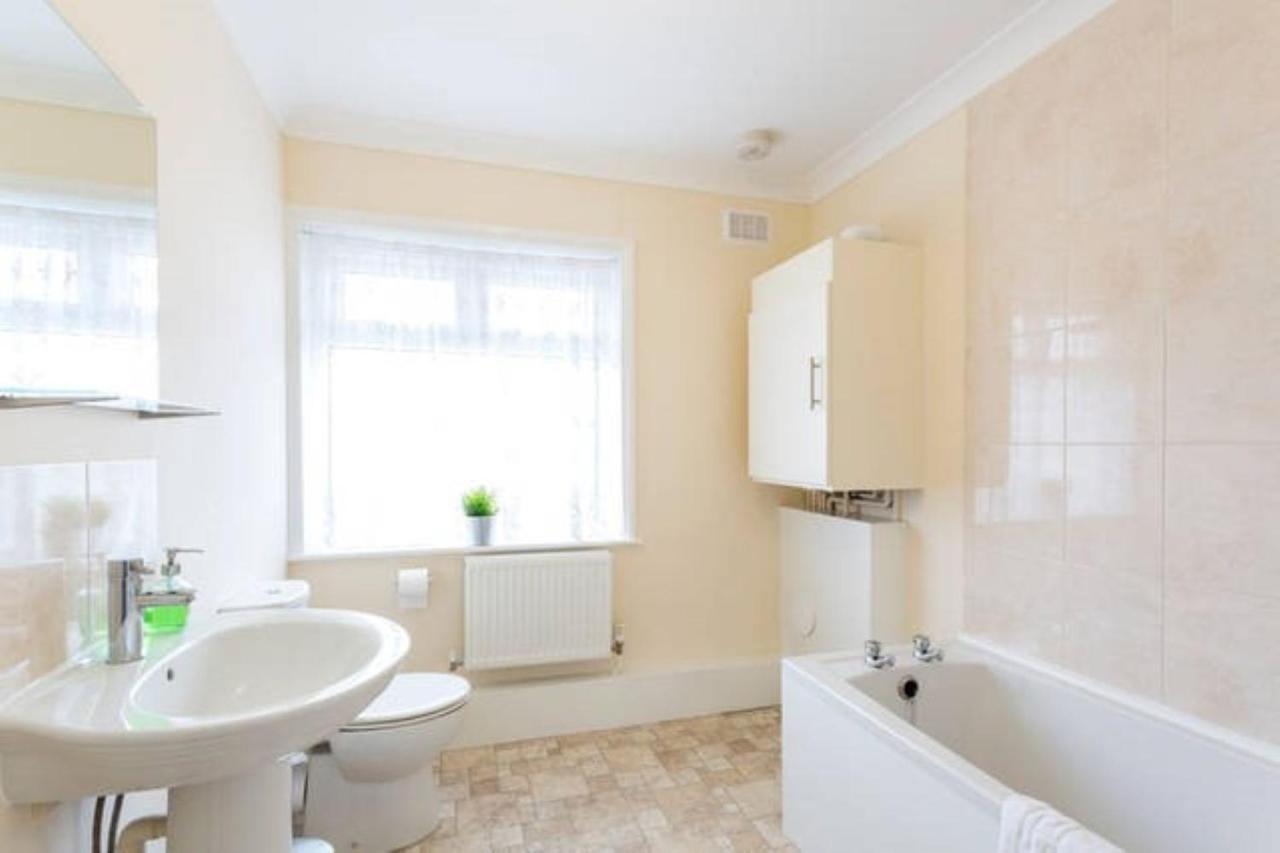 K Suites - Alder Road - Free Parking Southampton Esterno foto